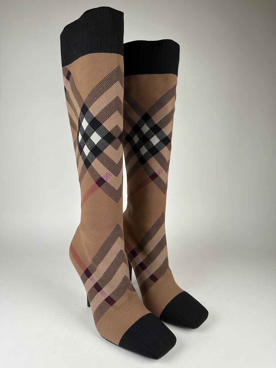 Burberry knee 2024 high socks